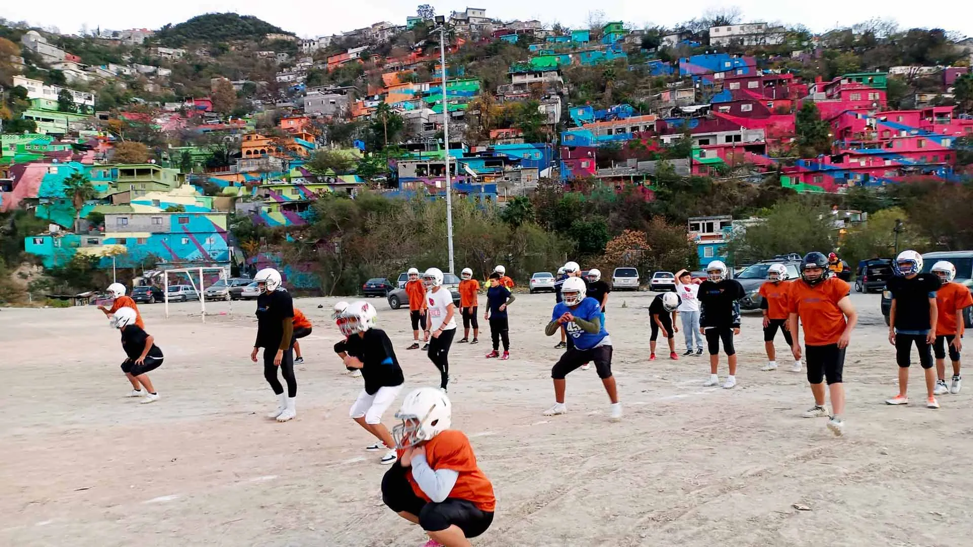 Equipo de Cardenales Campana Altamira entrenando en campo en la Campana.