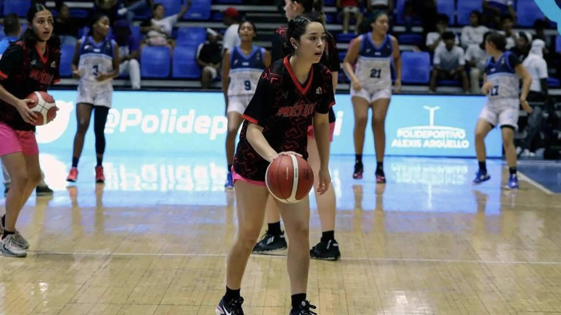 mariana-mendivil-encesta-pone-en-alto-a-tec-campus-ciudad-juarez