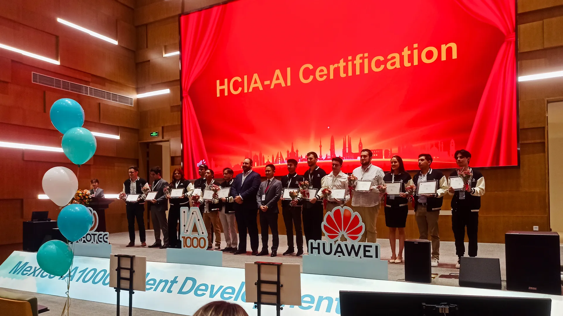 Alumnos Tec CCM son seleccionados en programa de IA Huawei