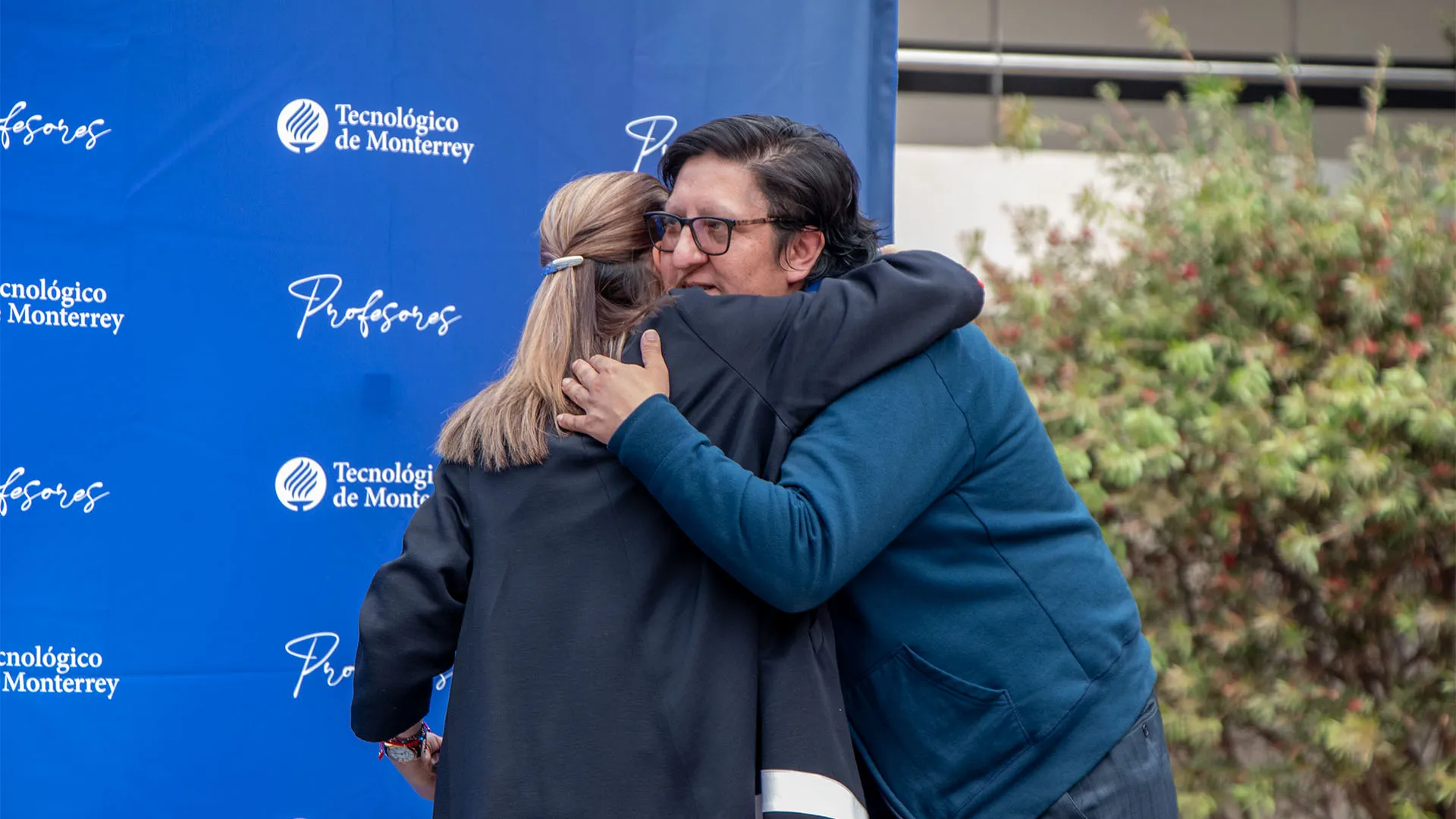  Investigador de Tec Toluca recibe galardón de Profesor Inspirador