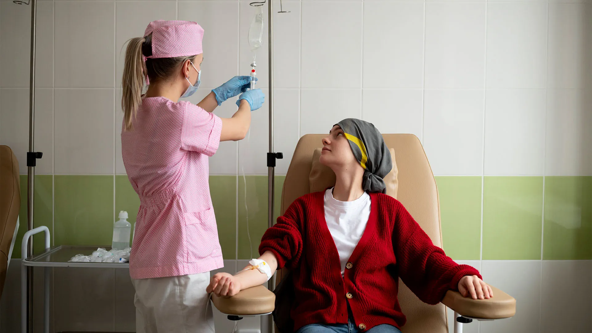 ¡Con glóbulos blancos! Alumna Tec desarrolla terapia contra el cáncer