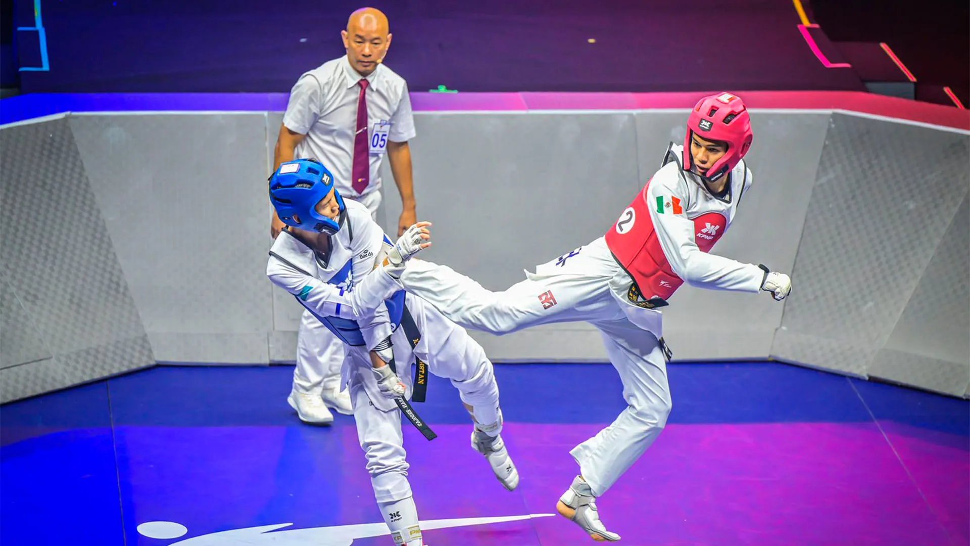 Podio Mundial: atleta Tec conquista oro en taekwondo