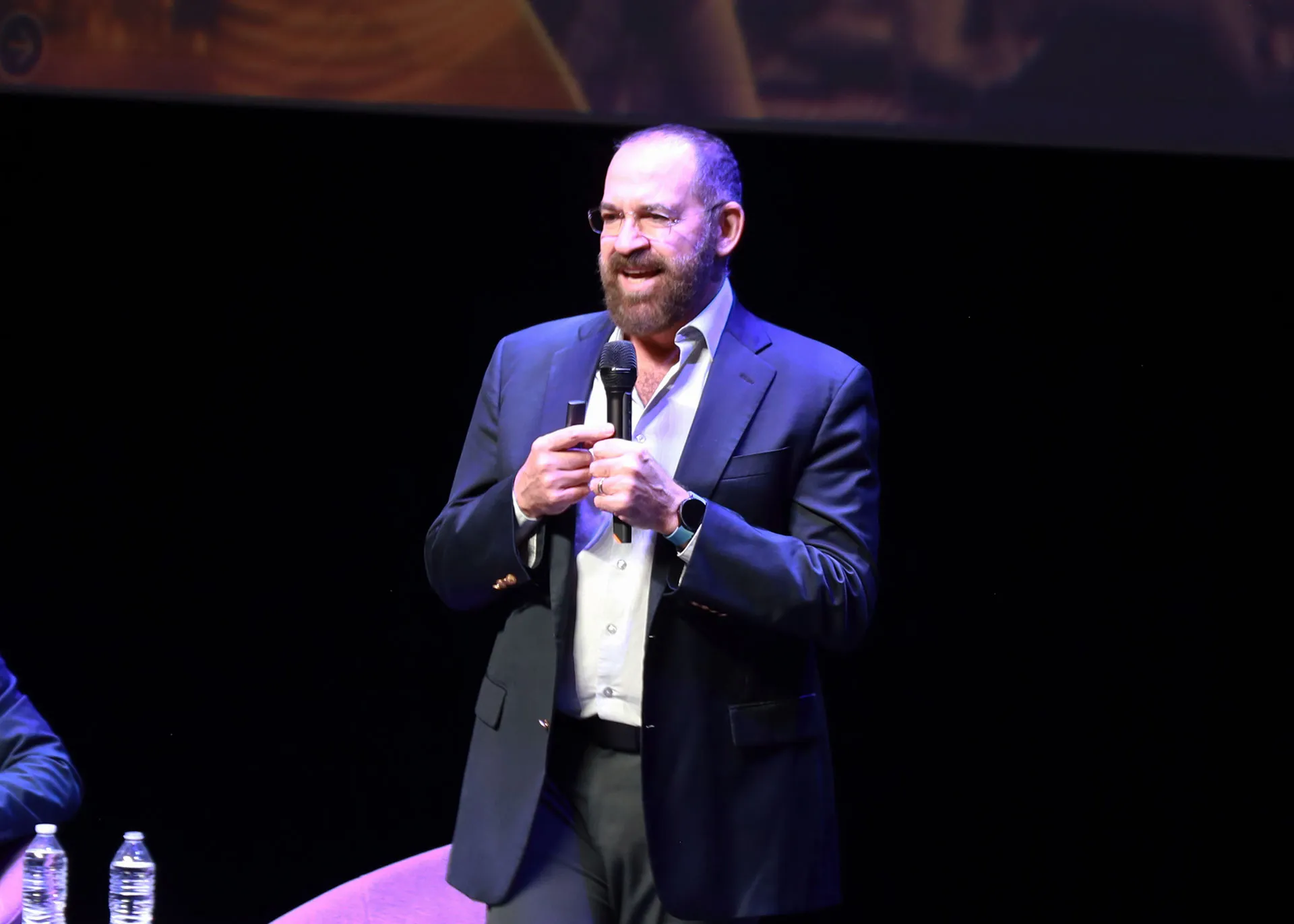 Educación en la era digital, IA y tecnologías, conferencia reimaginando experiencias de aprendizajes en la era digital.