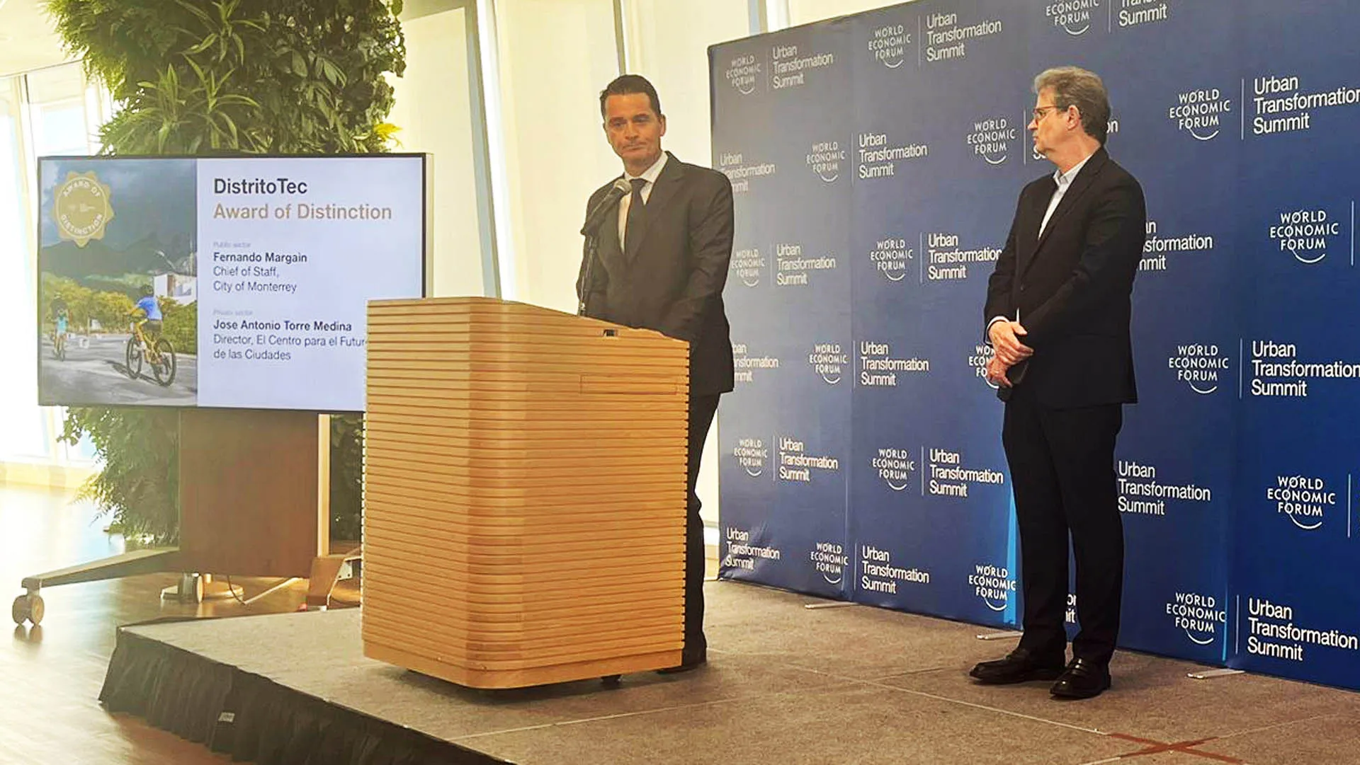 La iniciativa distritotec recibió el Premio a la Excelencia por transformación urbana en la categoría "Colaboración público-privada” otorgado por el World Economic Forum