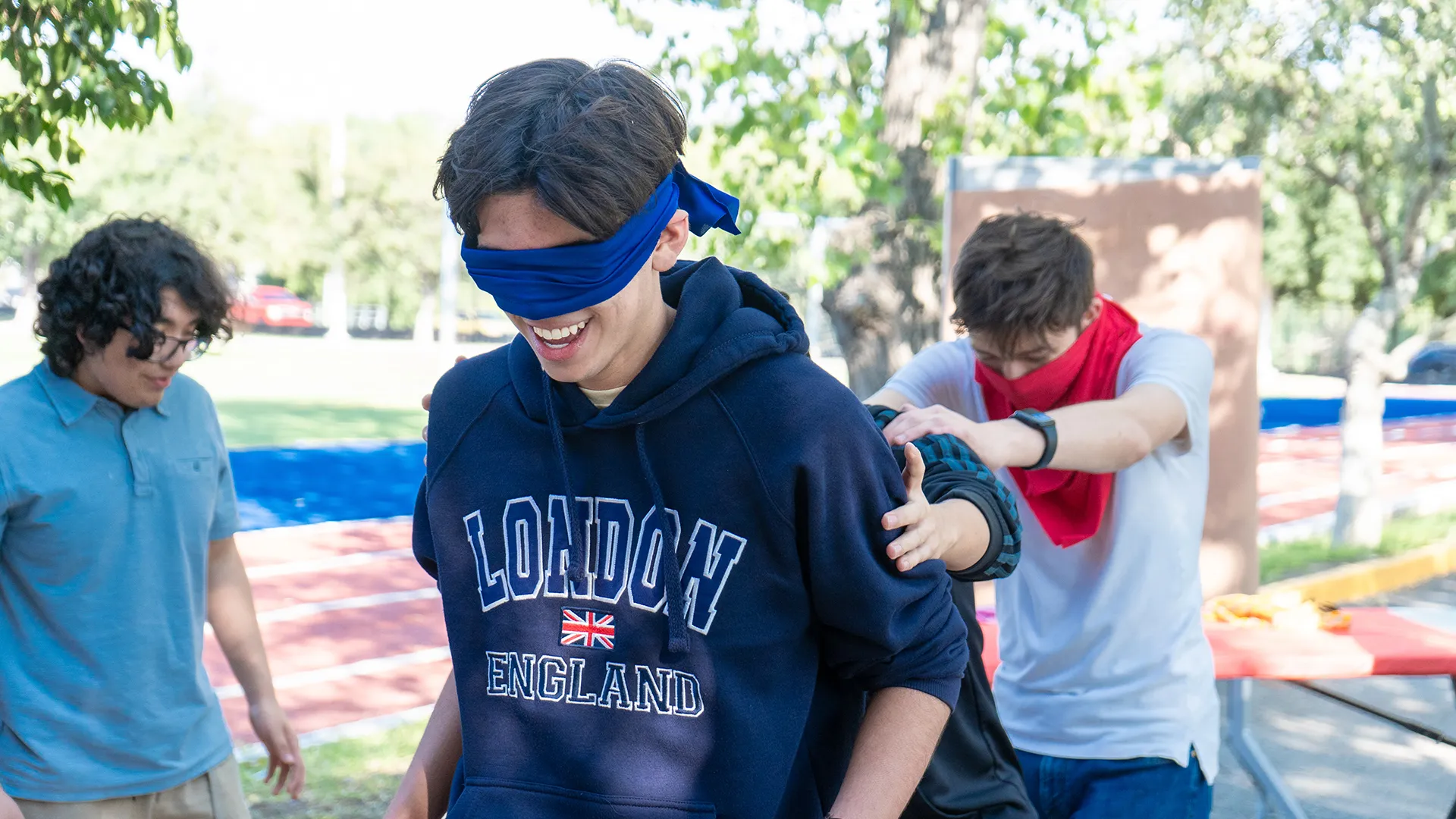 Grupo estudiantil Mentiblue fomenta actividades de inclusión en el campus