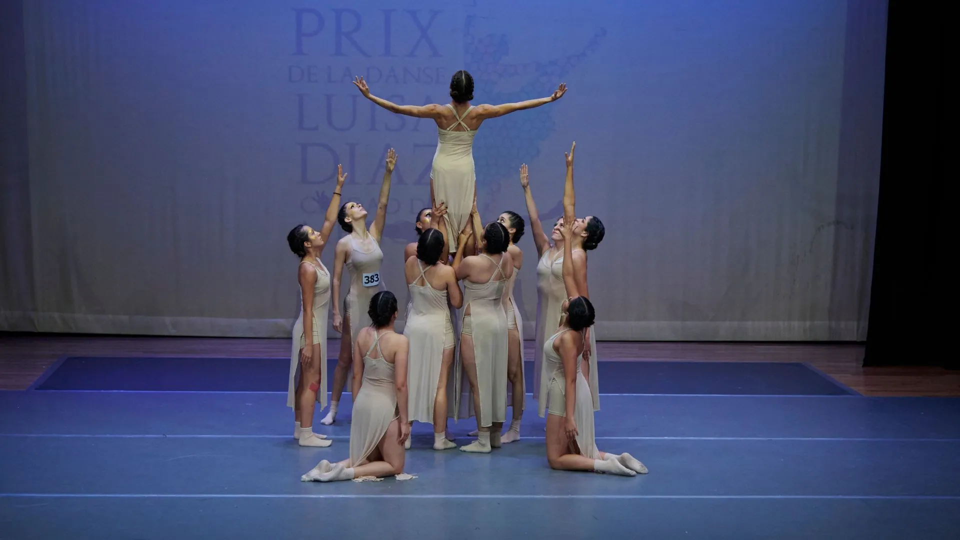 compañía de danza del tec puebla ganan concurso de baile grand prix de la danse luisa diaz