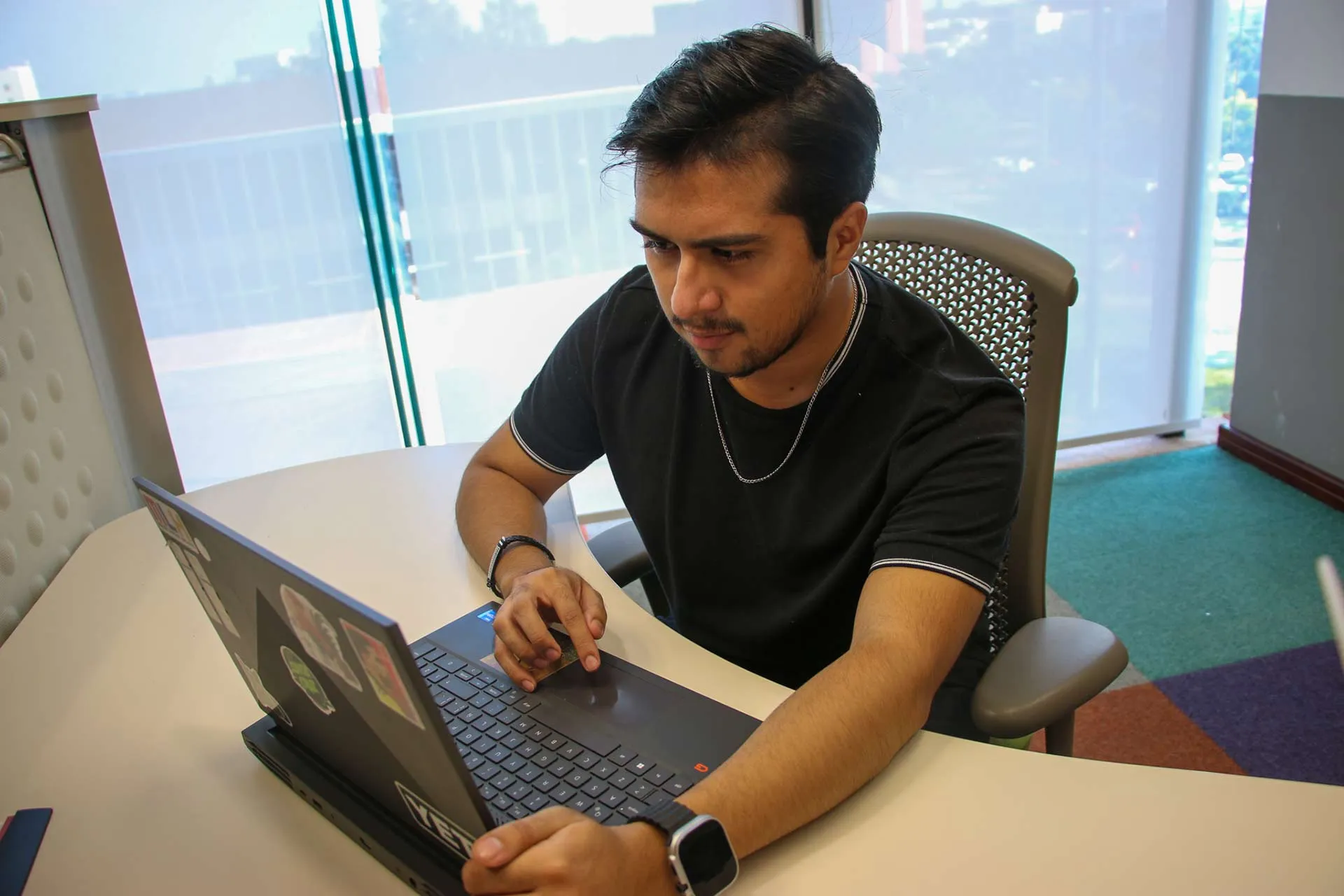 Congreso out 4 you, erick oseguera, alumno de Tec Guadalajara, participó en Nueva York.