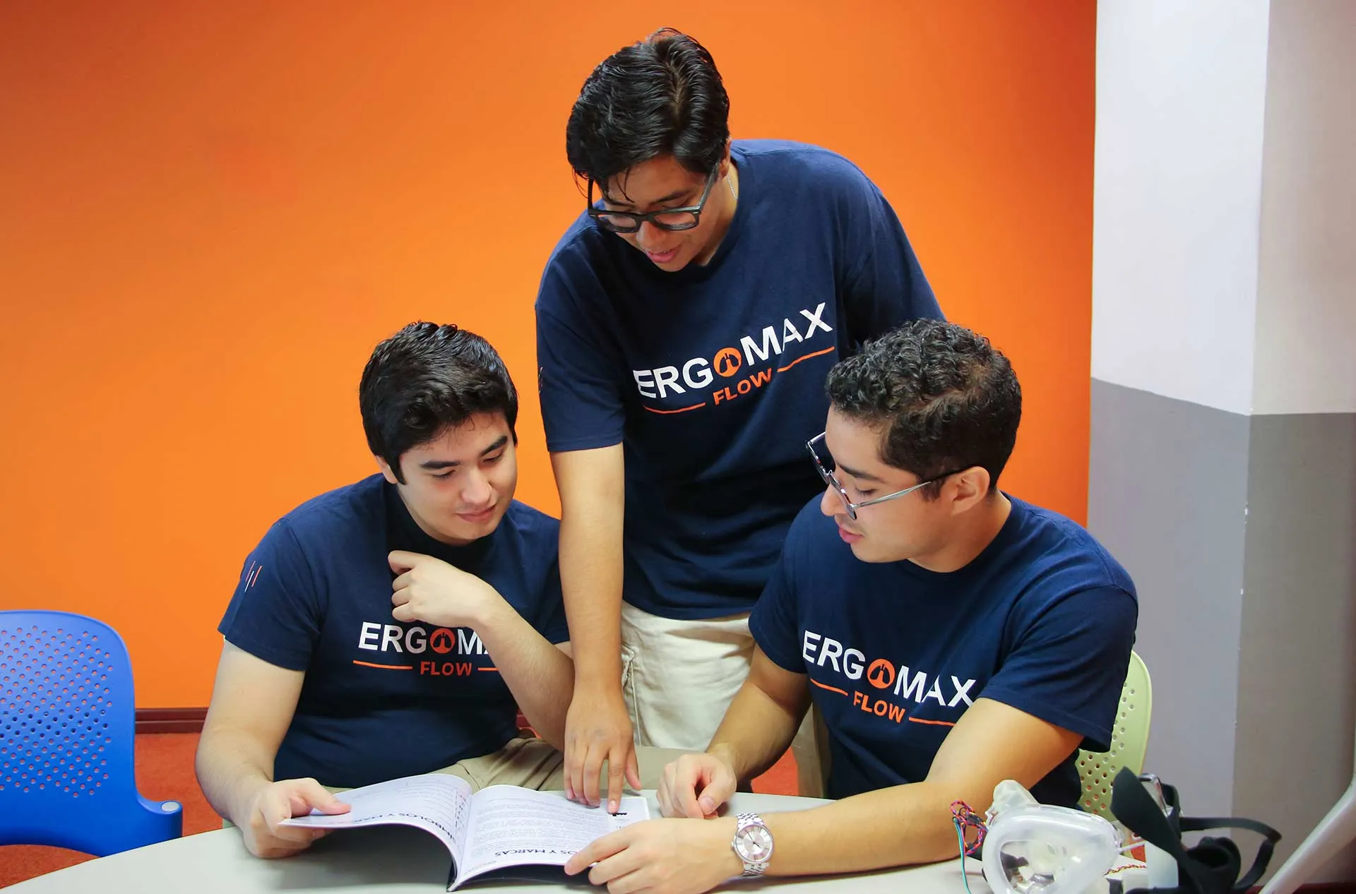 Emprendimiento médico para deportistas ErgoMax Flow, propototipo en incubación creado por 4 EXATEC.