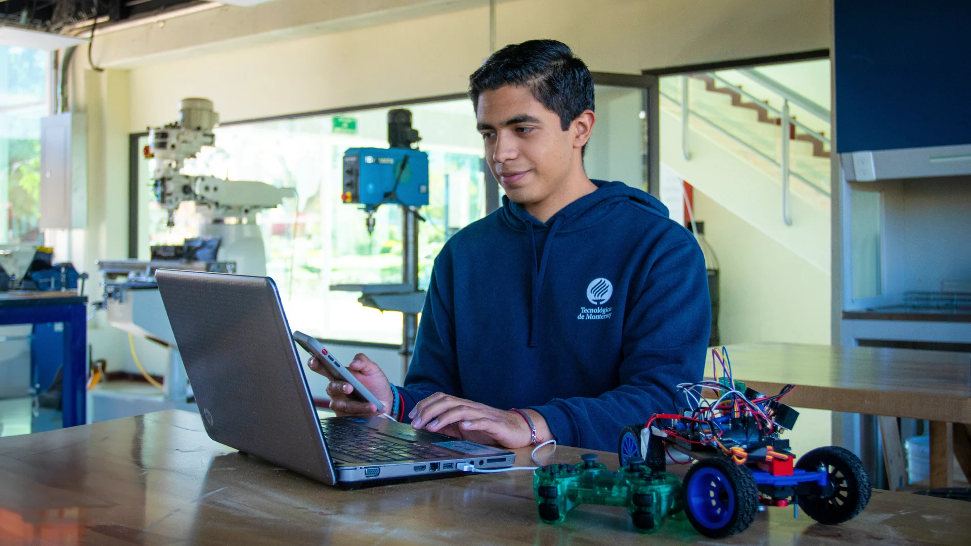 Gerson, estudiante de Campus Hidalgo, desarrolla una aplicación que detecta y asiste en ataques de epilepsia