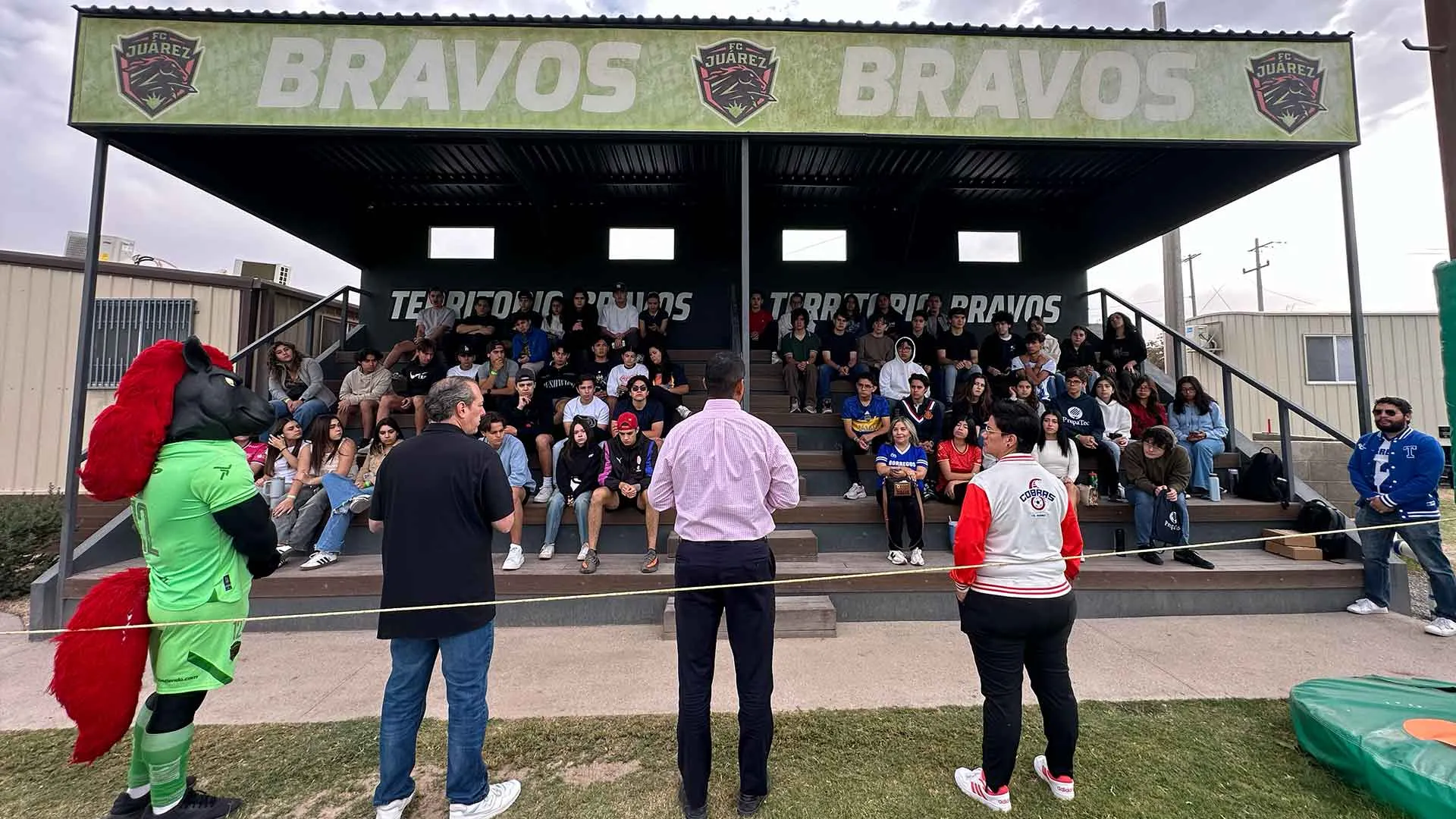 Alumnos de PrepaTec destacan en el reto deportivo FC Bravos