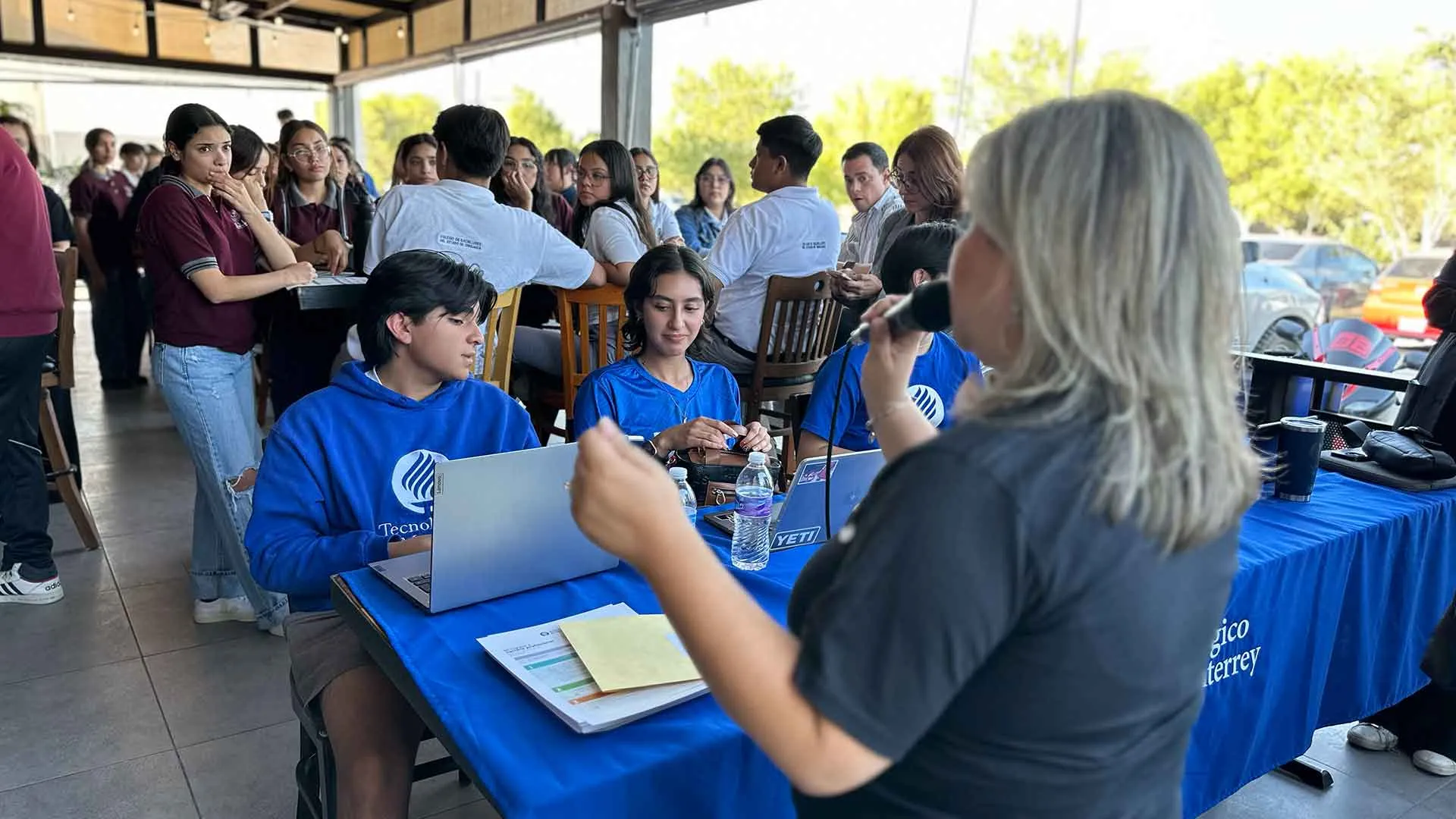 PrepaTec revoluciona la app de Applebee’s en reto académico