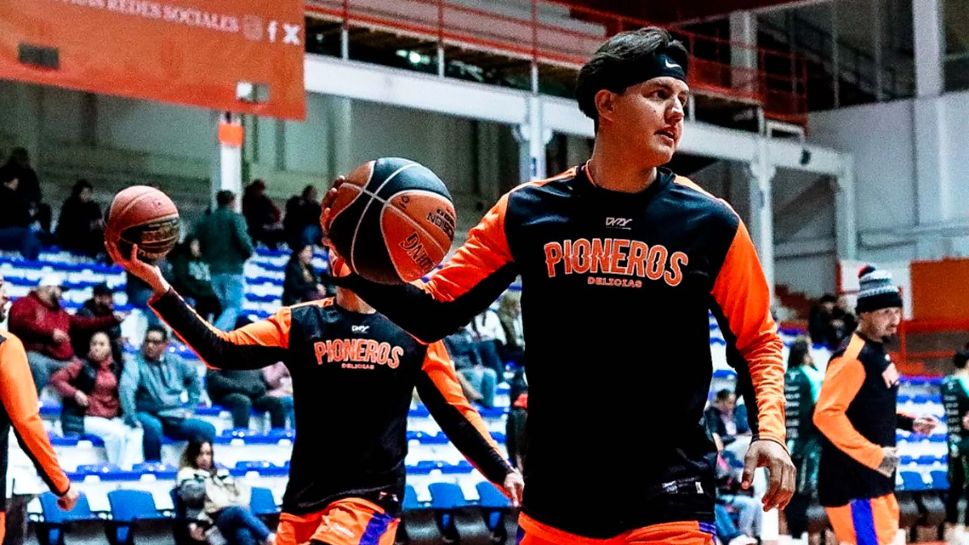 ¡En 2 equipos! Exatleta Tec firma con equipo de básquet profesional