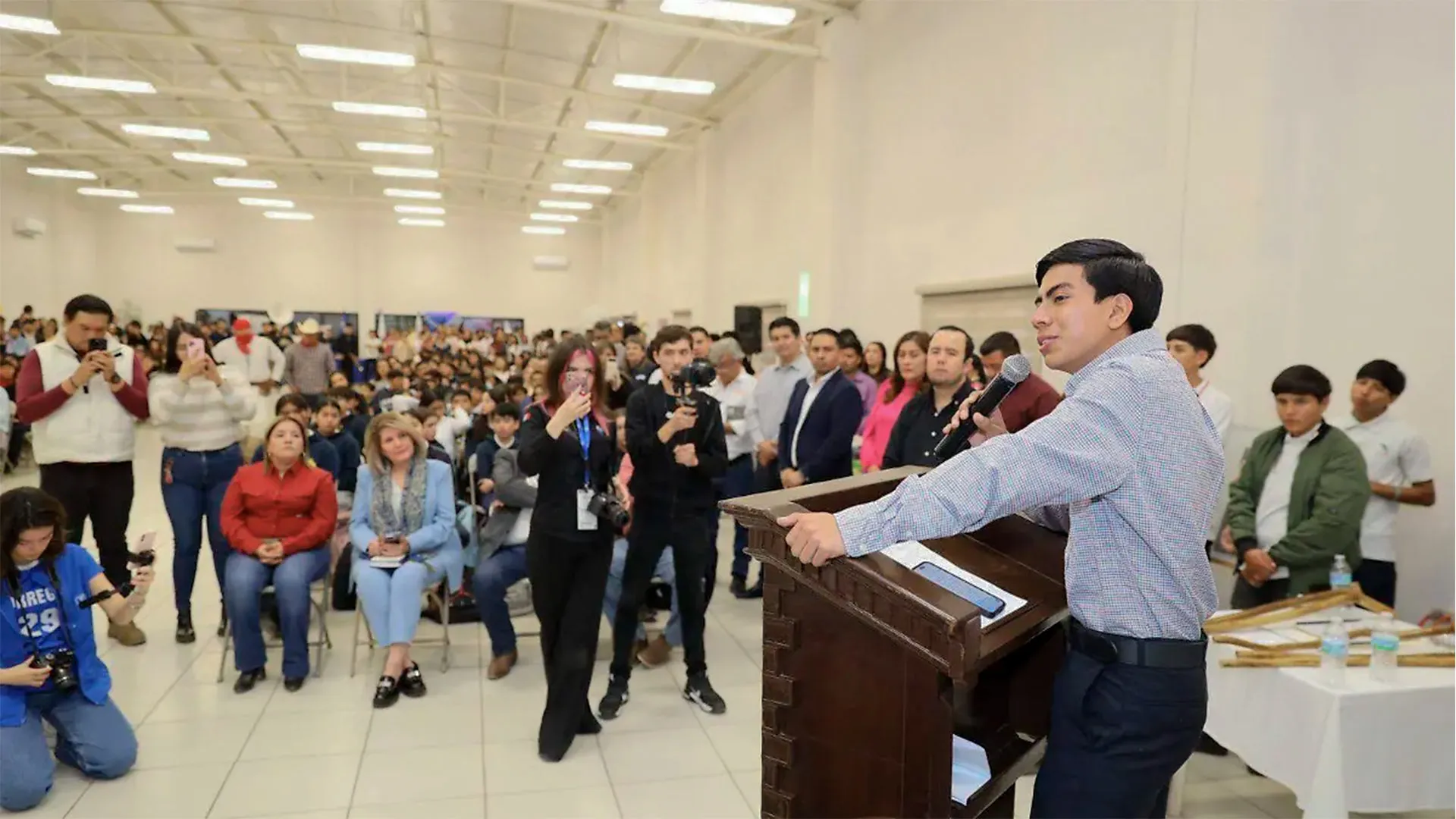 Jesús María Valdez, alumno PrepaTec Navojoa participó en Foro de las Juventudes