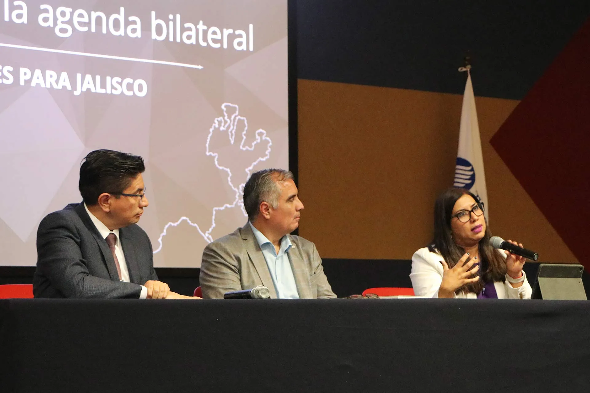 Panel de análisis sobre aranceles organizado por el Tec Guadalajara.  