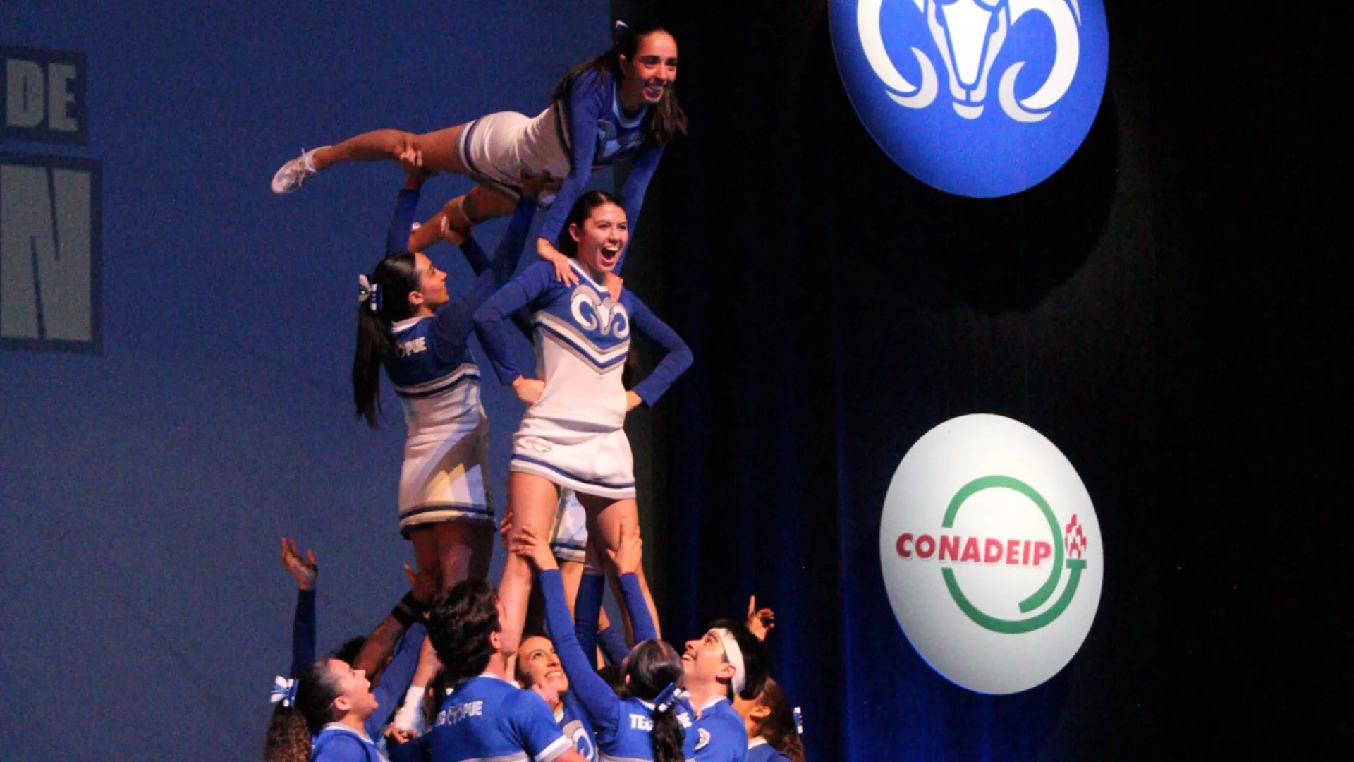 El equipo de Cheer del Tec campus Puebla se subió al podio en el Campeonato Nacional de Grupos de Animación