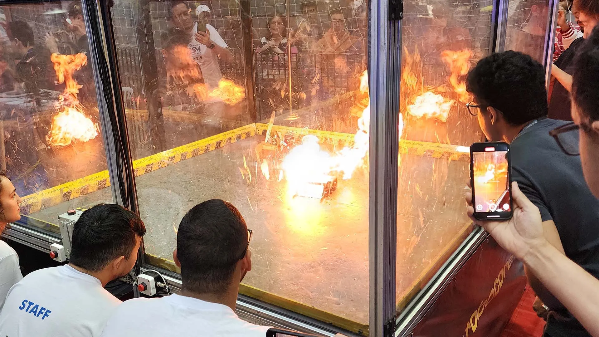 equipo-de-tec-toluca-destaca-en-competencia-internacional-de-robotica-en-brasil