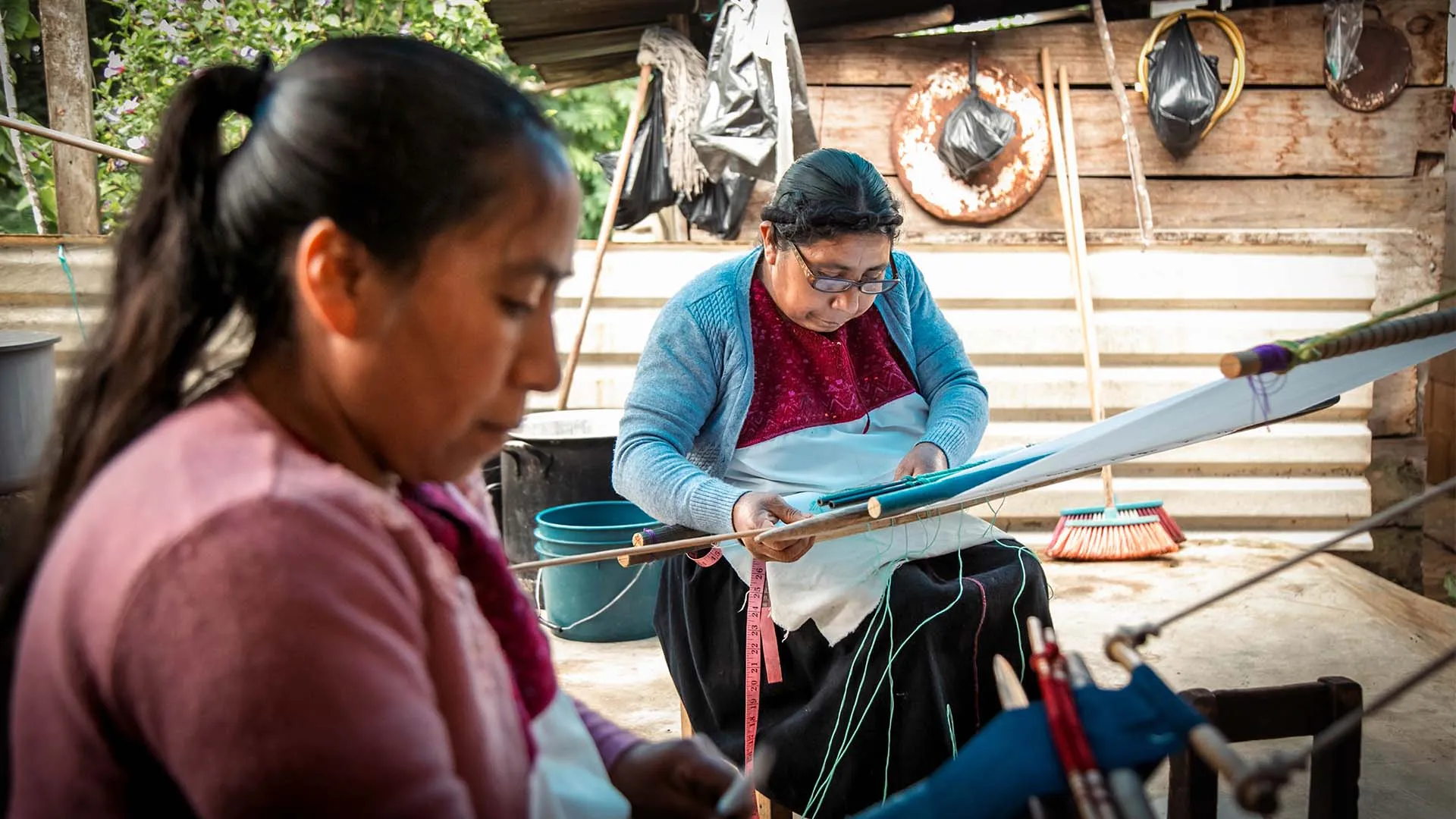 tejedoras del telar de cintura