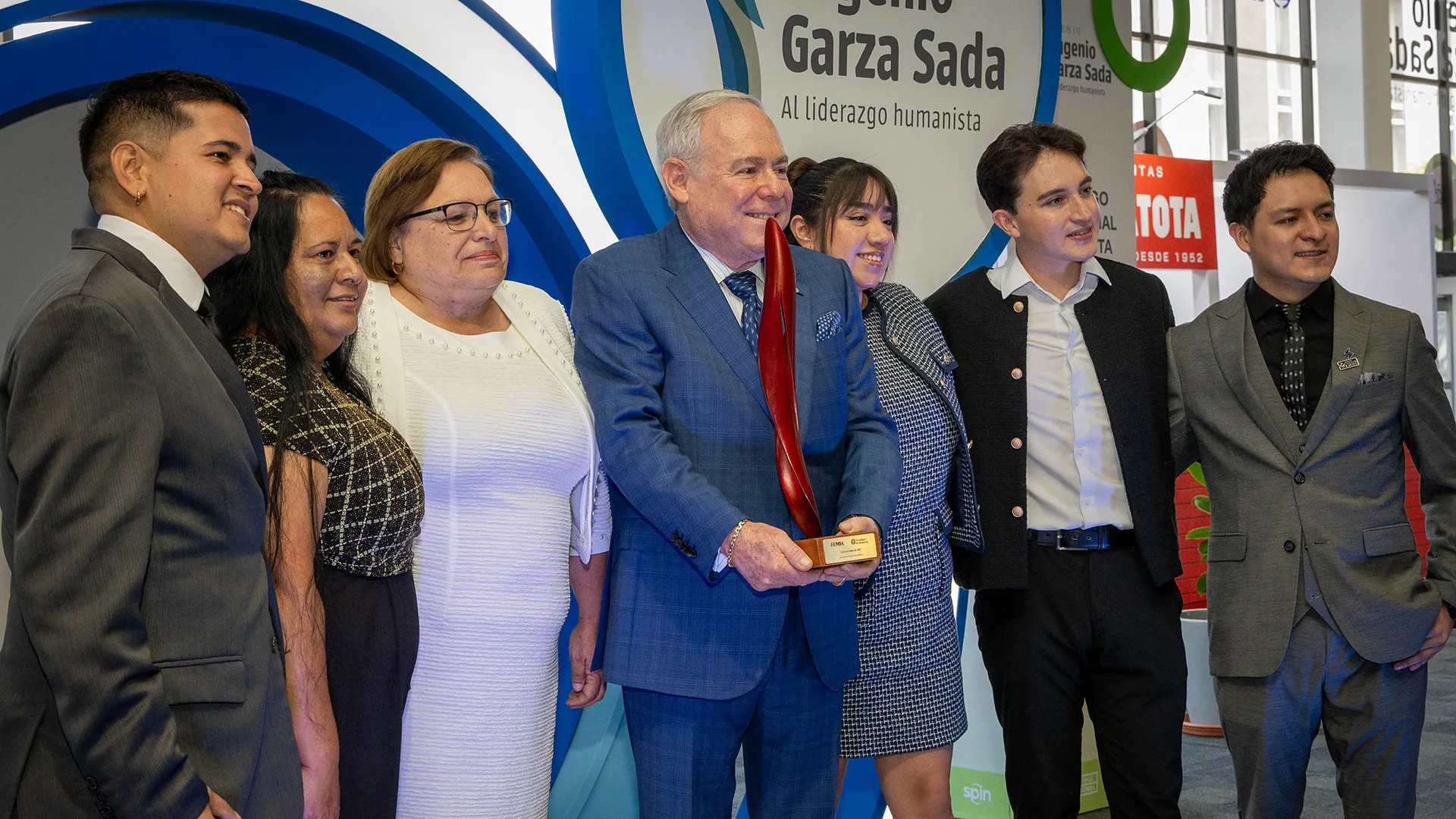 Ganadores del Premio Eugenio Garza Sada