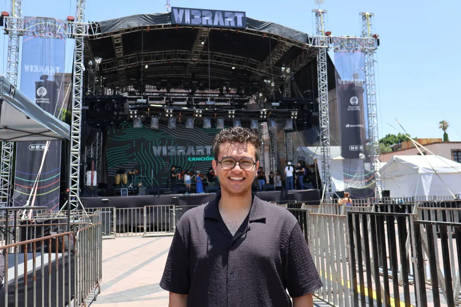 Mauricio se prepara para VIBRART