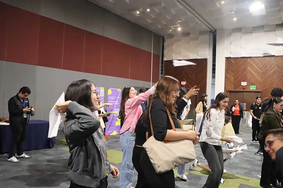 Actividad realizada por estudiantes dentro del Foro de Di&aacute;logos Interuniversitarios en el campus Monterrey.