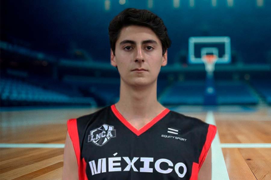 Juan Camilo en cancha