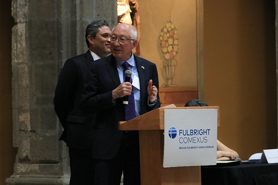 Ken Salazar en beca Fulbright García-Robles 2024. Foto: David León.