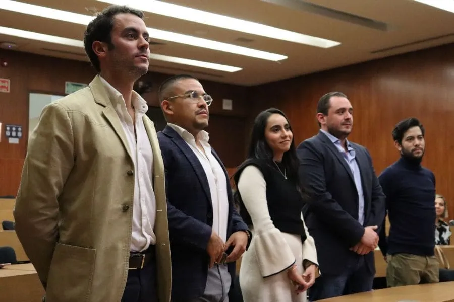 Becas en educaci&oacute;n: nueva misi&oacute;n de egresados Tec