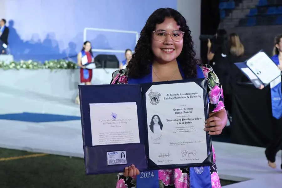 Berenice Bernal se gradu&oacute; de la carrera en Psicolog&iacute;a Cl&iacute;nica y de la Salud.