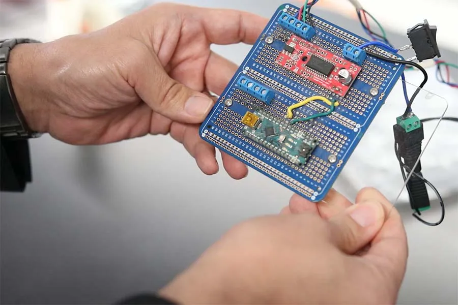 Circuito en Laboratorio &Aacute;lvarez-Trujillo del Tec de Monterrey.
