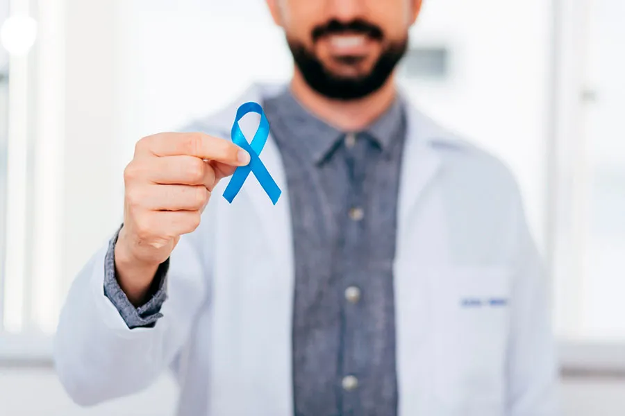 Especialistas recomiendan visitar al urólogo cada 18 meses a partir de los 40 años. Foto: Shutterstock