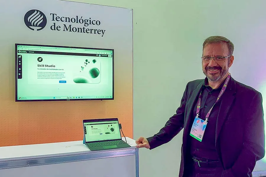 Carles Abarca, vicepresidente de Transformaci&oacute;n Digital del Tec, tuvo la oportunidad de reunirse con el CEO de Microsoft.