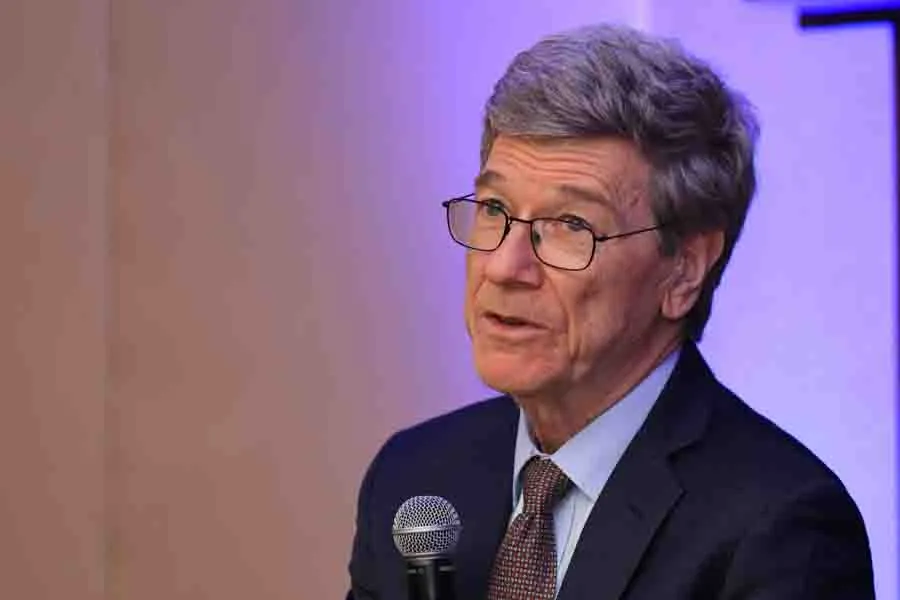 4 causas de la crisis global según Jeffrey Sachs, asesor de la ONU