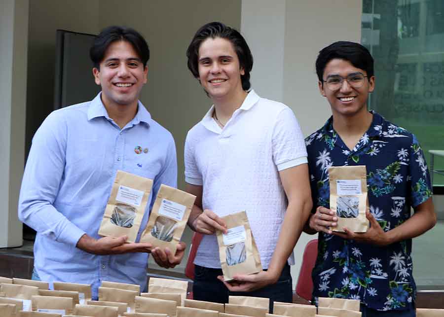 Composta y gestión de residuos en el Tec Guadalajara para mitigar la cantidad de emisiones generadas por el campus.