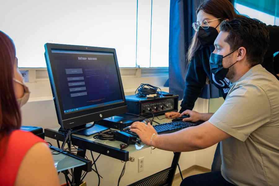 La comunicación debe encontrar respuestas más allá de la tecnología