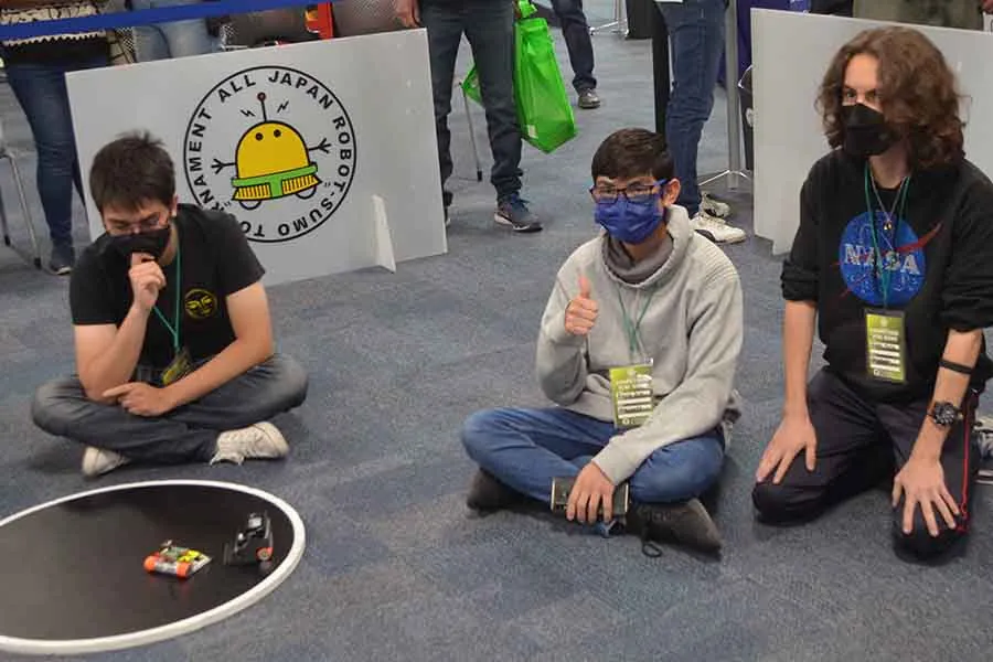 Concurso robolympics, categor&iacute;a minisumo