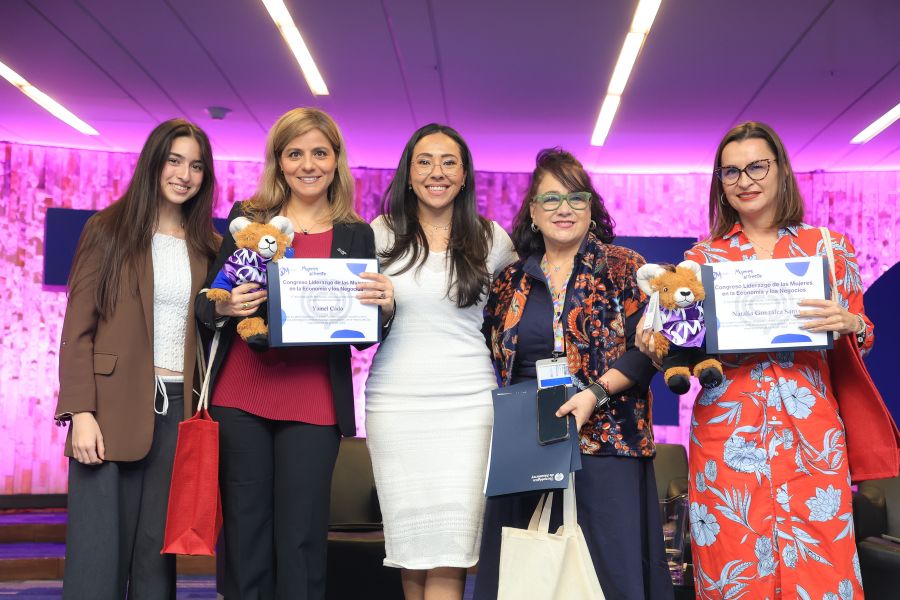 Mujeres en los negocios y la economía