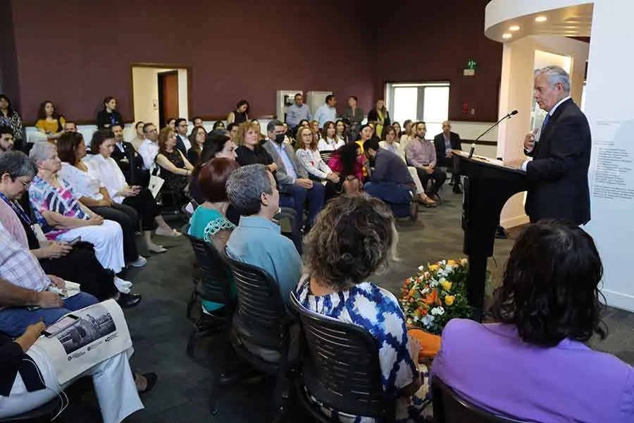 El campus Monterrey present&oacute; la exposici&oacute;n Cuando el hilo se hace red 