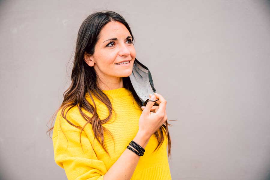 En entidades como Nuevo León ya no es obligatorio el uso del cubrebocas en lugares cerrados.