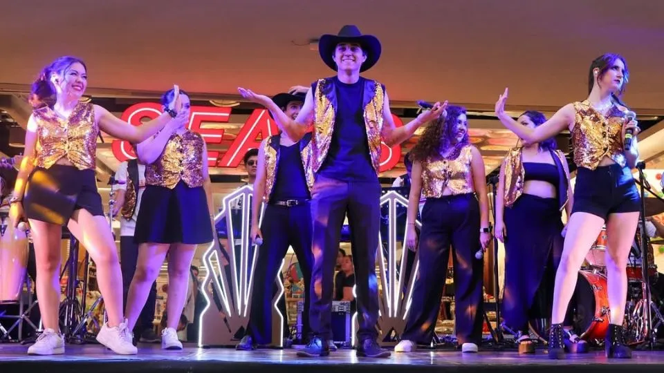 Cumbiamor durante presentación