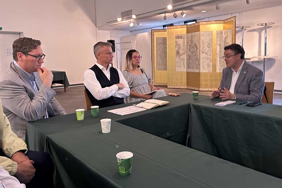 Delegaci&oacute;n del Tec en la Embajada de M&eacute;xico en Jap&oacute;n.