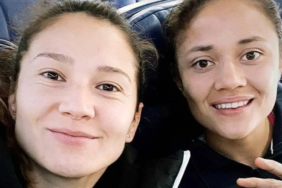 M&oacute;nica Monsiv&aacute;is y Rebeca Bernal.