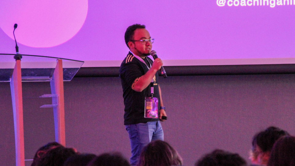 Diego Villanueva, animador en el Tec Campus Qro