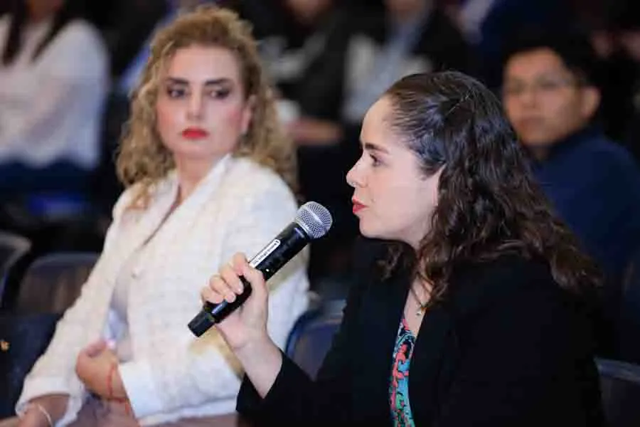 Docentes Tec y empresas discuten avances de la inteligencia artificial