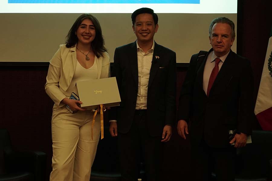 Comparte Ministro de Singapur la importancia de la relación con México