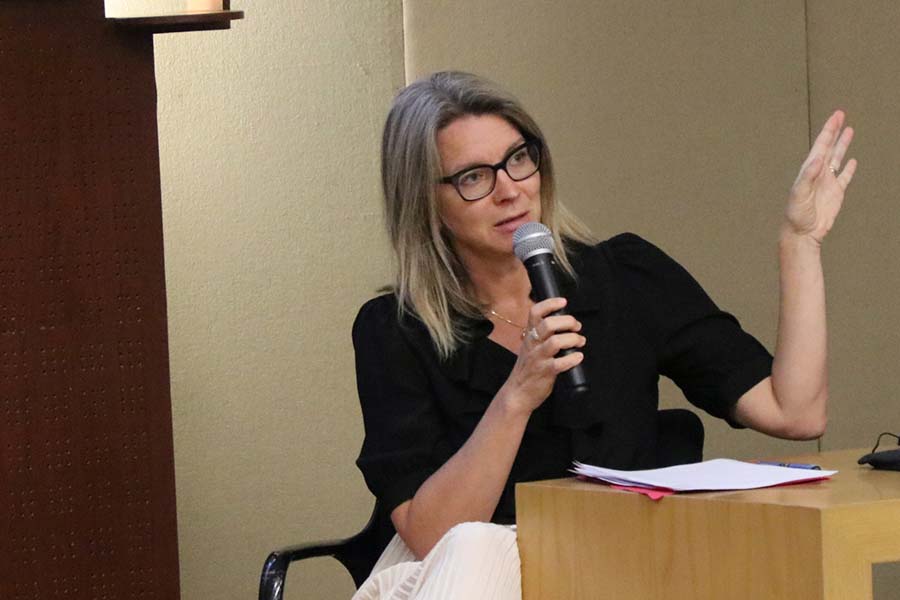 Estudiantes del Tec CSF reciben cátedra de embajadores