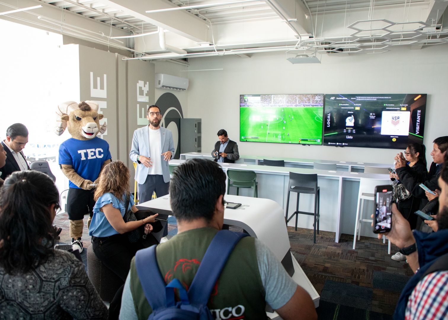 Presentaci&oacute;n de la E-sports Arena Borregos ante medios de comunicaci&oacute;n