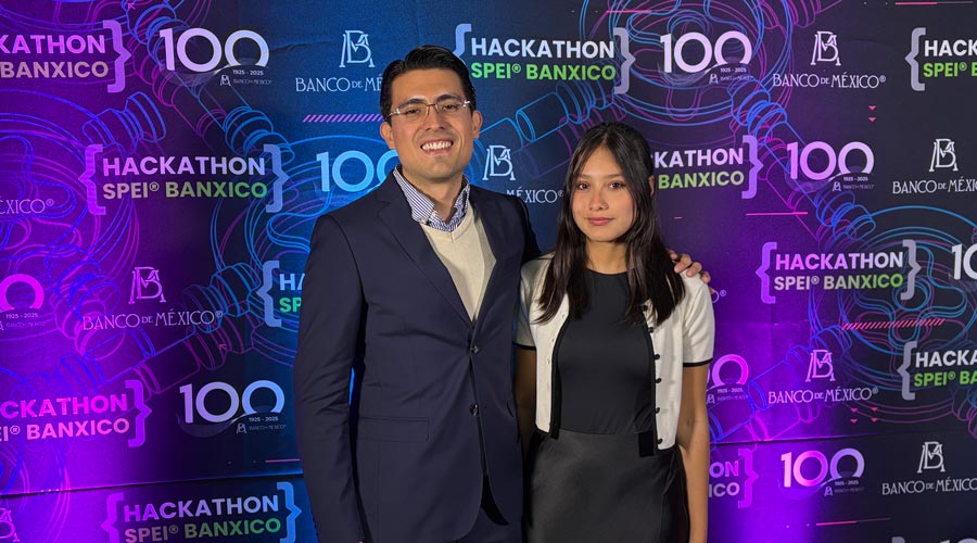 Estudiantes de Tec campus Quer&eacute;taro, resultaron finalistas en Hackathon realizado por el Banco de M&eacute;xico.