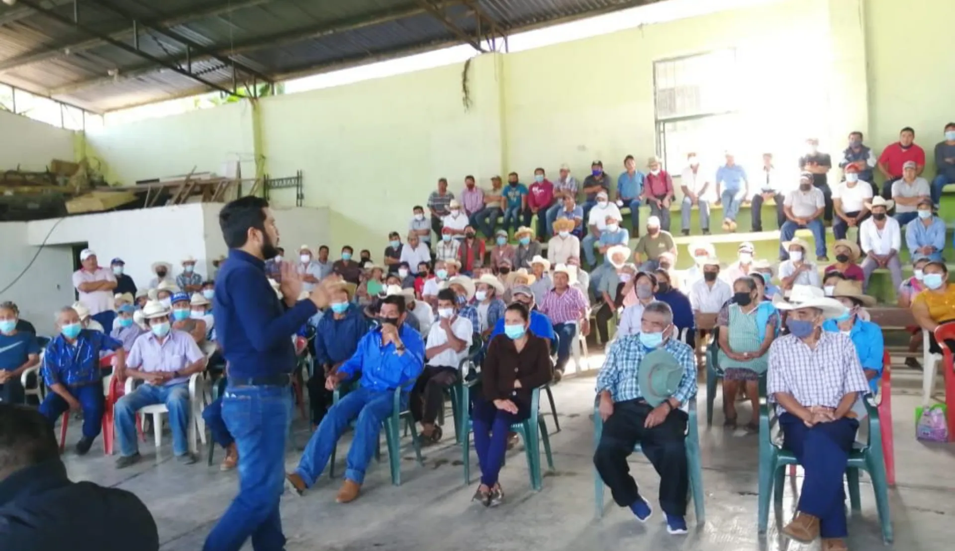 EXATEC acercandose a comunidades mexicanas