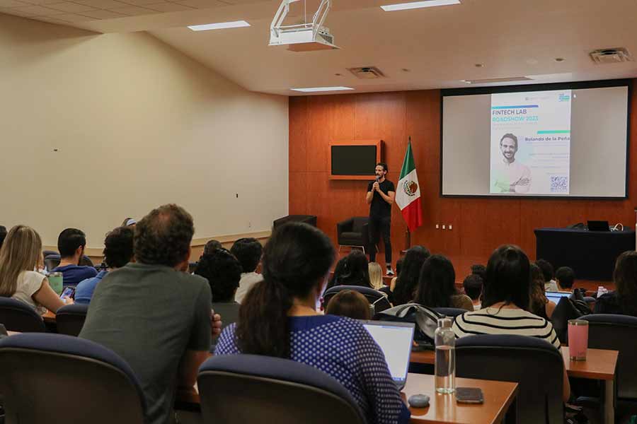 Estrategias de fintech lab para monetizar nuevos emprendimientos.