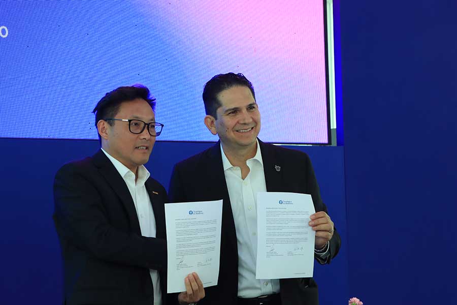 Firma de convenio de colaboraci&oacute;n entre el Tec de Monterrey y Geely. 